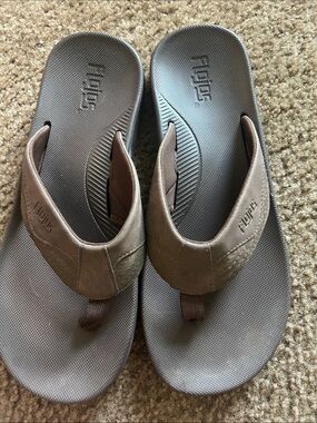 Flojos  Men's Flip Flops